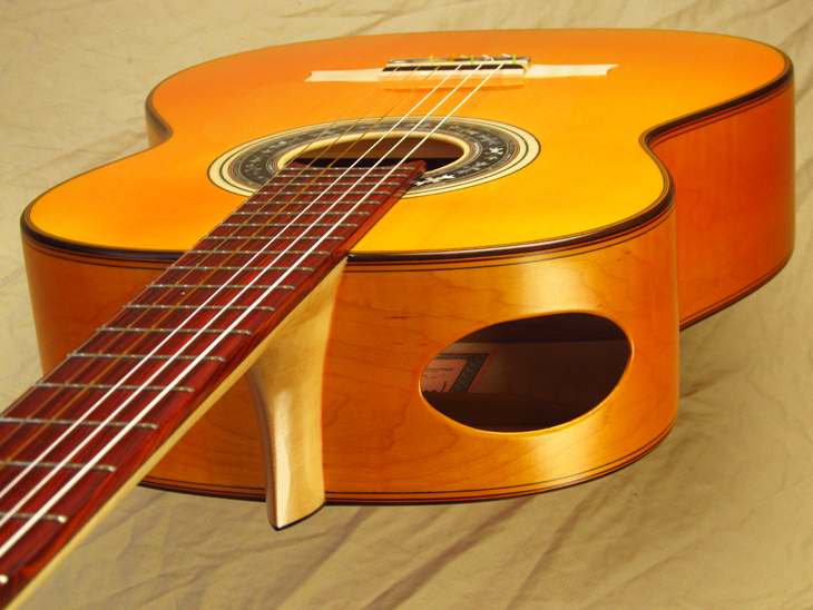 MB1945-spruce-cocobolof-hayab-maple-yellow-8-A